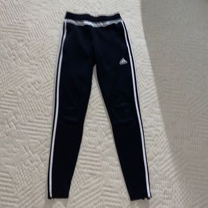 Womens XS Adidas Leggings with Unzippable Bottoms
